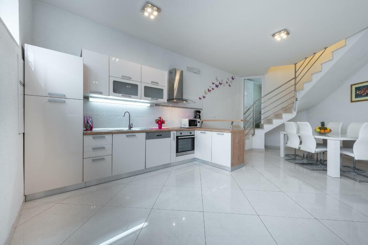 Luxury Sensation Spacious & Free Private Garage Dubrovnik Exterior photo